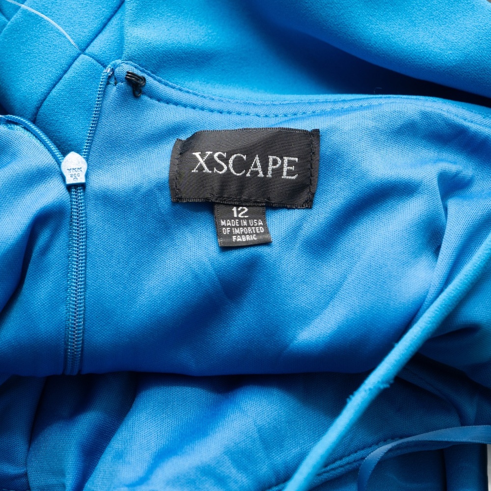 XSCAPE - Halter Neck Scuba Crepe Gown - Picture 4 of 11